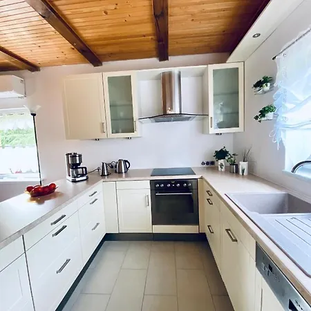 Piekny Z Duzym Ogrodem *