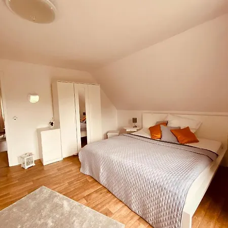 Piekny Z Duzym Ogrodem *