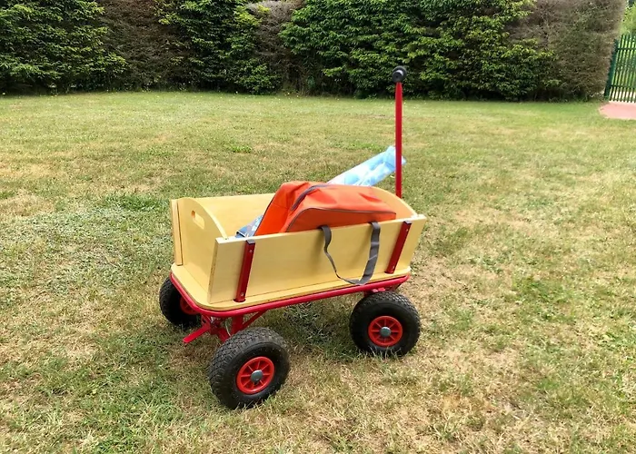 Dom wakacyjny Piękny Z Dużym Ogrodem Kopalino