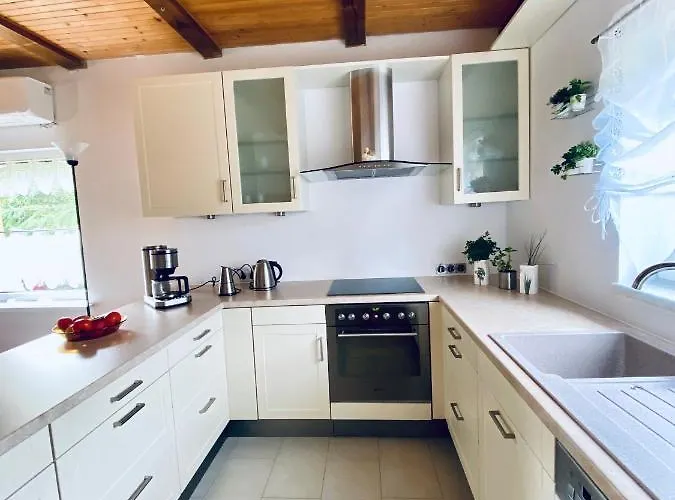 Piękny Z Dużym Ogrodem *