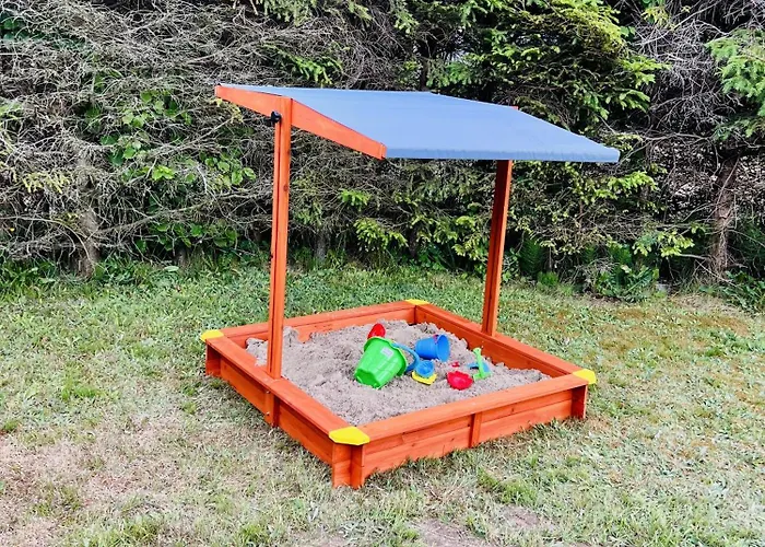 Dom wakacyjny Piękny Z Dużym Ogrodem *